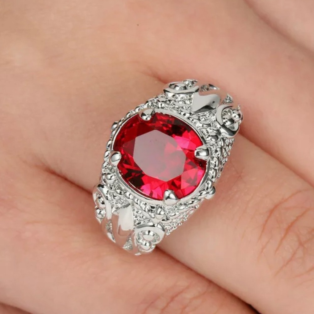 Vintage Round Red Ruby - Picture 2 of 2
